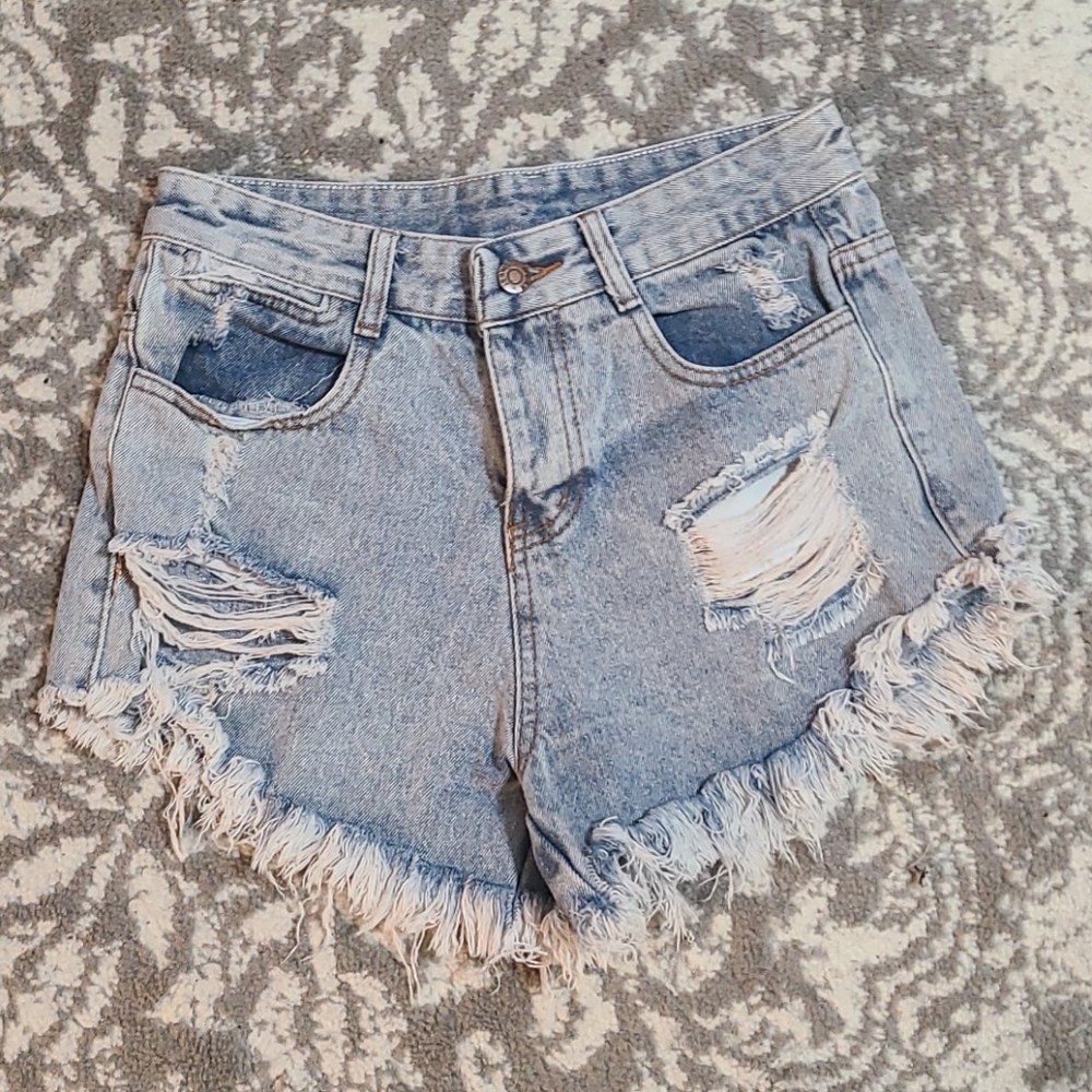 Mom Jean Shorts (Distressed)